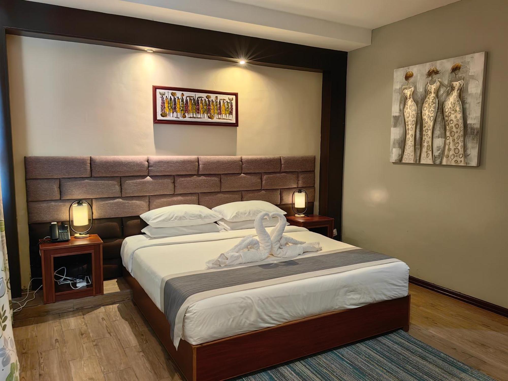 Great Wall Hotel Дар-эс-Саламе Экстерьер фото