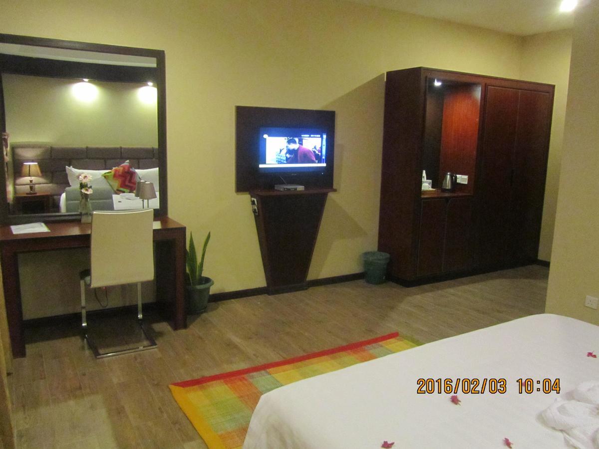 Great Wall Hotel Дар-эс-Саламе Номер фото
